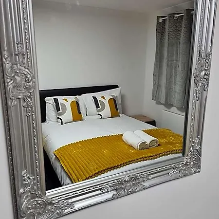 Wns Apartments Canary Wharf-3