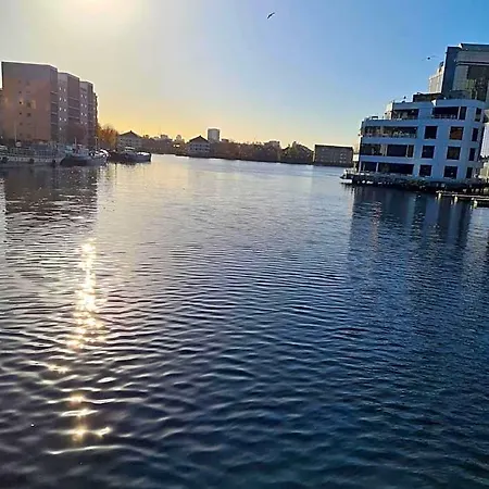 Wns Apartments Canary Wharf-2